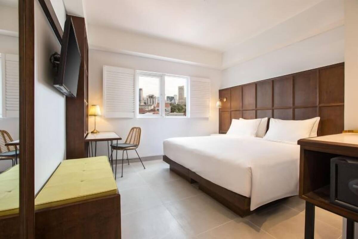 1 bedroom, in-room safe, desk, laptop workspace
