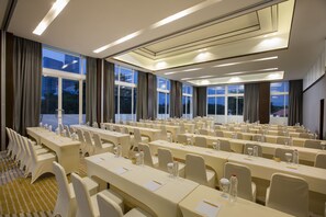 Meeting facility - Kampi Hotel Tunjungan – Surabaya (Surabaya)