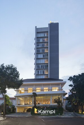Exterior - Kampi Hotel Tunjungan – Surabaya (Surabaya)