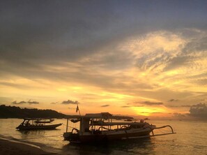Beach/ocean view - Locomotive Hotel and Spa by EPS (Lembongan Island)