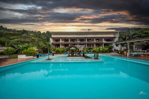 Outdoor pool, sun loungers