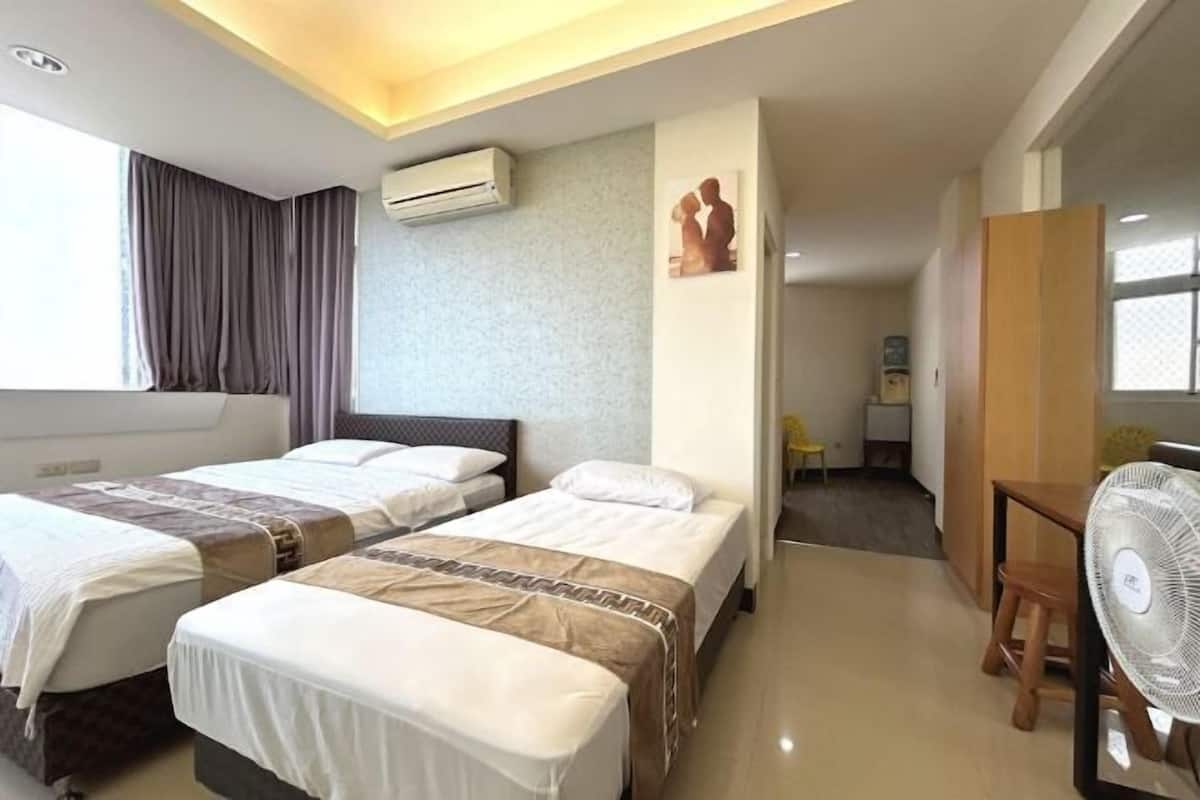 1 bedroom, blackout curtains, soundproofing, free WiFi