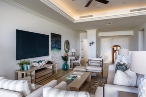 TV, DVD player, stereo - I.P.M PRESENTS:  HOOLEI 69-2: GREAT LOCATION + STUNNING NEW REMODEL! WOW! (Kihei)