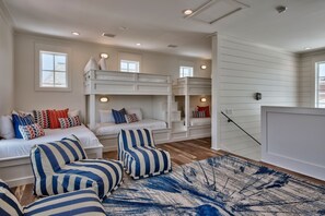 5 Schlafzimmer, Bügeleisen/Bügelbrett, WLAN, Bettwäsche