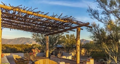 Private Oasis near Ritz Carlton, on 5 acres, stunning views, spa