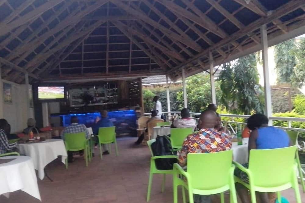 Temms Hotel