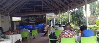 Temms Hotel