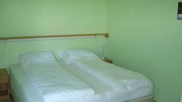 Double or Twin Room, Private Bathroom | Desk, blackout drapes, free WiFi, bed sheets