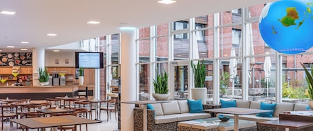 Salottino della hall. Hotel Gustav Stresemann Institut