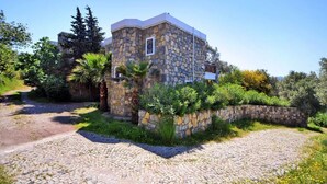 Front of property - Villa Su (Fethiye)