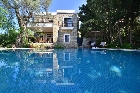 Villa | Eigener Pool