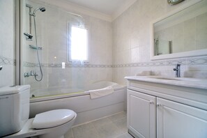 Villa | Bathroom | Shower, hair dryer - Villa Leila (Bodrum)