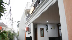 Property grounds - OYO 245 Juana 21 (Jakarta)