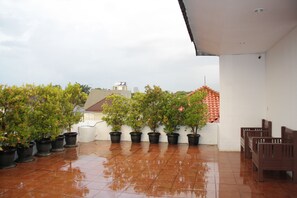 Exterior - OYO 245 Juana 21 (Jakarta)
