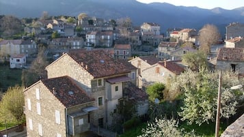 Vue sur la ville depuis l’hébergement