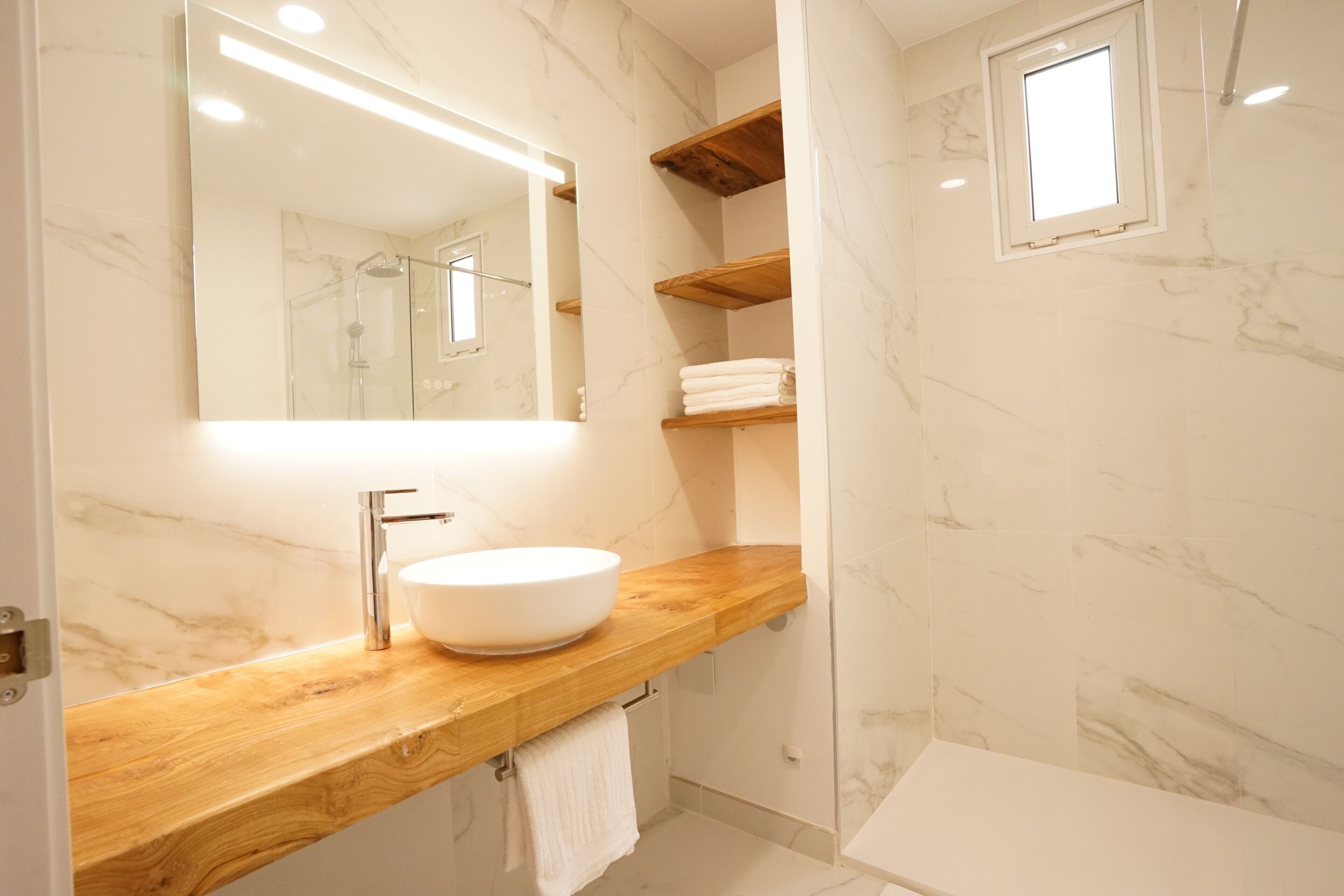 Superior Apartment, Ensuite, City View | Bathroom