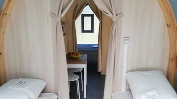 Tent, Shared Bathroom (Coco Sweet) | Cribs/infant beds