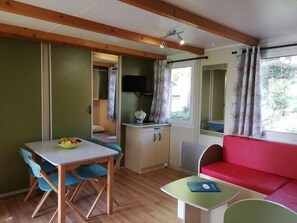 Chalet (Class) | Living area - Camping Audinac (Montjoie-en-Couserans)