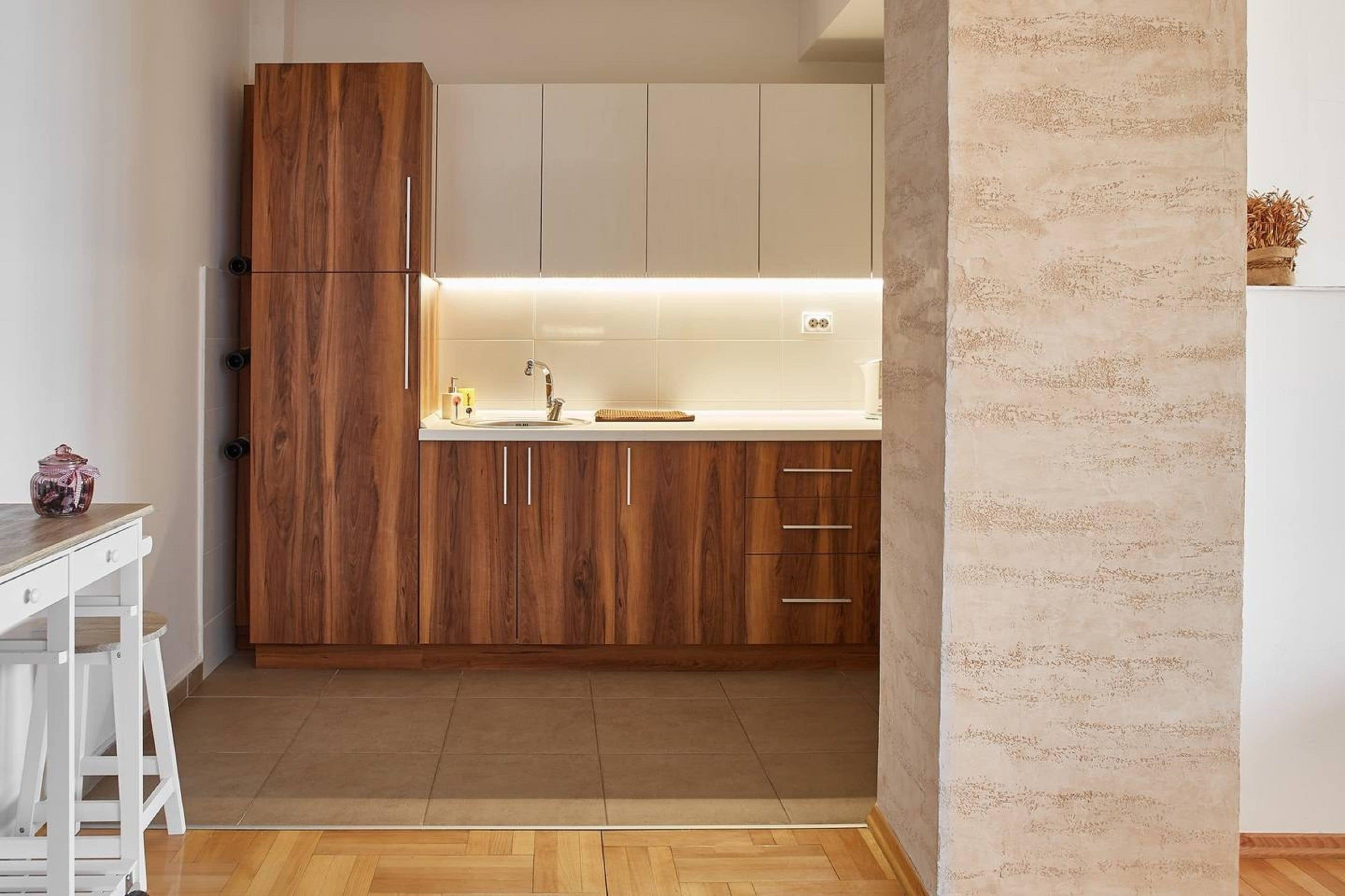 Luksushuoneisto, 1 makuuhuone, kaupunkinäköala | Yksityinen keittiö | Täysikokoinen jääkaappi, uuni, liesi, vedenkeitin