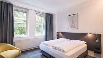 Classic Double Room | Individually furnished, desk, blackout drapes, free WiFi