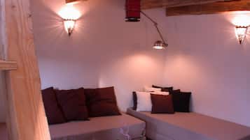 Suite Design, vue jardin (Atelier 59) | Coin séjour | Télévision à écran plat, lecteur de DVD