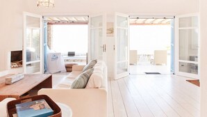 Interior detail - Villa Alcyone by The Pearls Collection (Mykonos)