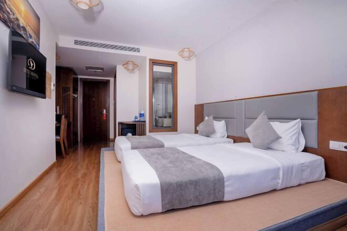 Hochwertige Bettwaren, Minibar, Zimmersafe, Verdunkelungsvorhänge
