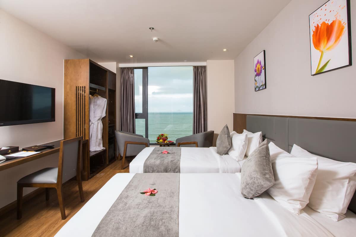 Deluxe Room, Ocean View