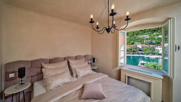 Chambre Standard Double ou avec lits jumeaux | Literie de qualité supérieure, minibar, coffres-forts dans les chambres