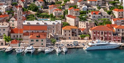 Puteus Palace Brac