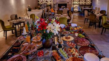 Desayuno buffet incluido todos los días