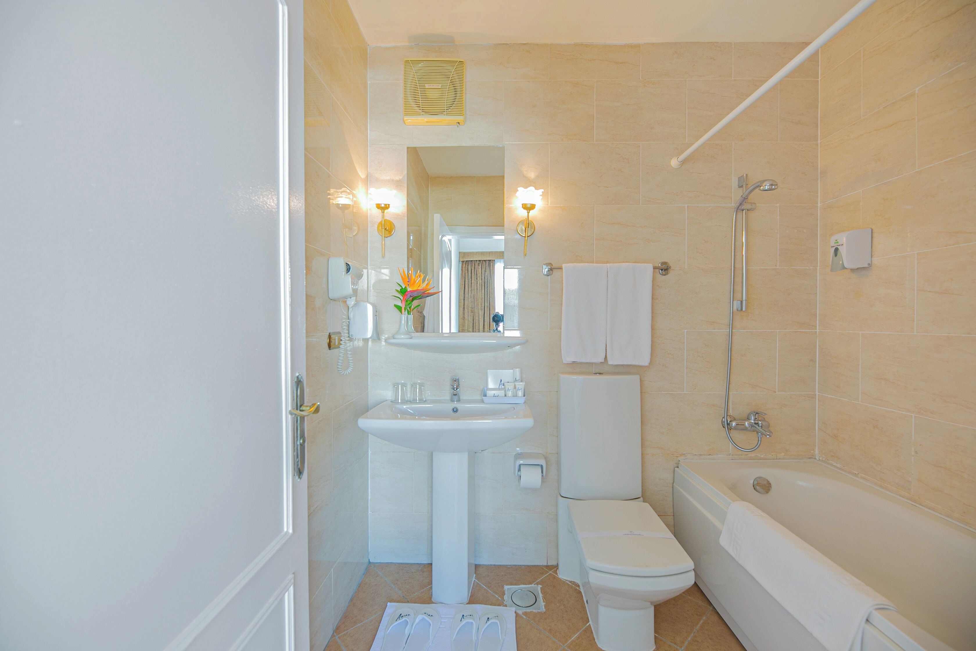 Photo - Marlin Inn Azur Resort