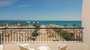 A balcony with a view of the sea and a resort area. - Marlin Inn Azur Resort (Hurghada)