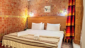 Economy Twin Room, Non Smoking (Zarzour) | WiFi (free), bed sheets