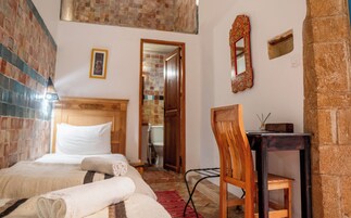 Wifi gratis y ropa de cama