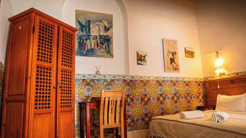 Wifi gratis y ropa de cama