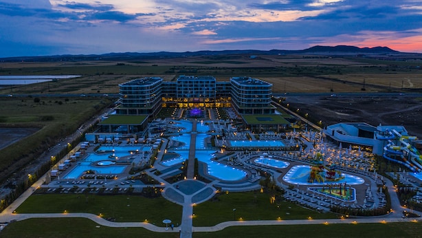 A resort with multiple swimming pools, a water park, and a large building complex. - Wave Resort – Ultra All Inclusive (Pomorie)