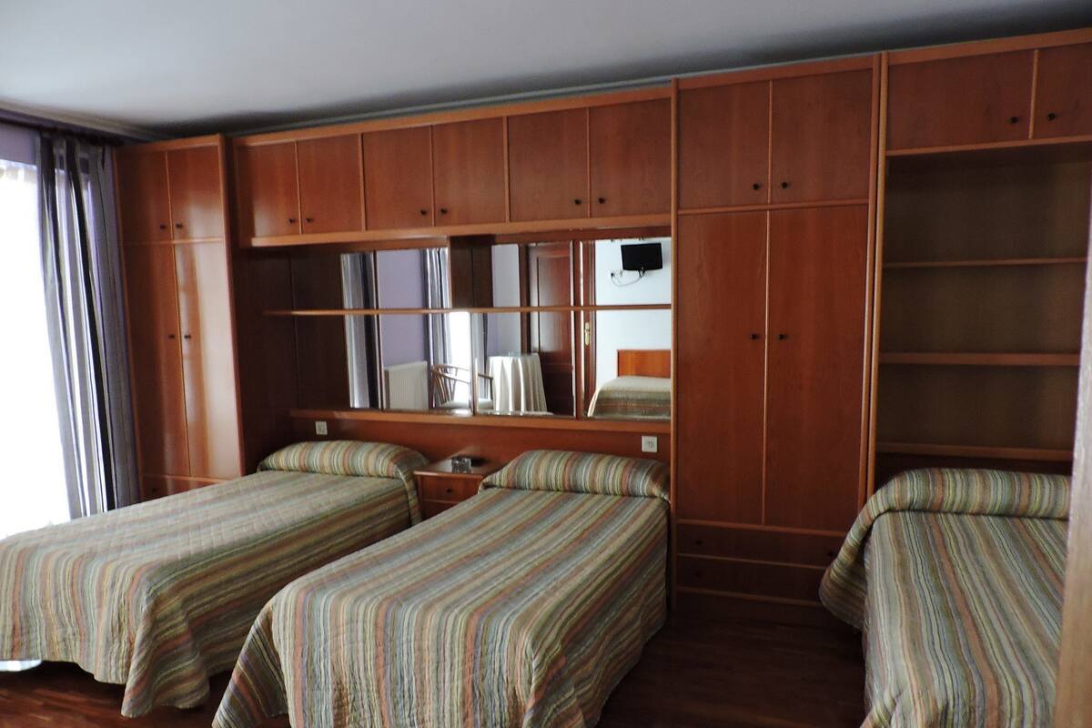 Wifi gratis y ropa de cama 