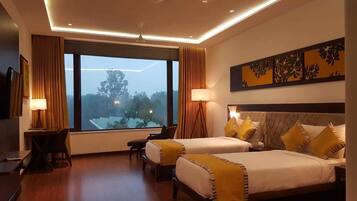 1 bedroom, in-room safe, individually decorated, individually furnished