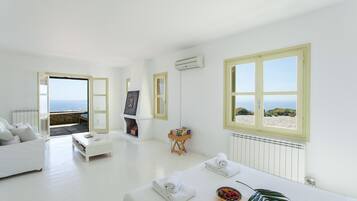 Villa, 6 Bedrooms, Private Pool | 6 bedrooms, in-room safe, laptop workspace, iron/ironing board