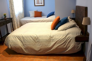 Quadruple Room | Bed sheets