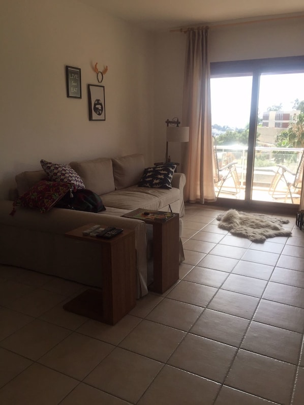 Apartment | Living room | LCD TV