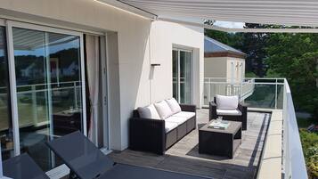 Superior tweepersoonskamer, terras, uitzicht op zee | Terras