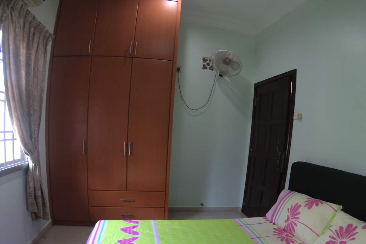 Family House, 1 Queen Bed, Non Smoking