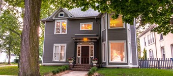 Valparaiso Inn Bed & Breakfast