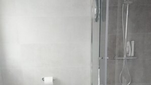 Apartament de luxe, 1 llit doble, no fumadors | Dutxa
