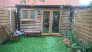Garden - Luxurious Garden Studio (Watford)