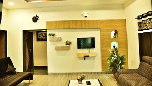 Unclassified image, 3 of 26, button - Serenity Villa (Mahabaleshwar)