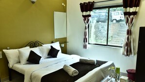 Unclassified image, 4 of 26, button - Serenity Villa (Mahabaleshwar)
