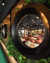 供应早餐和晚餐